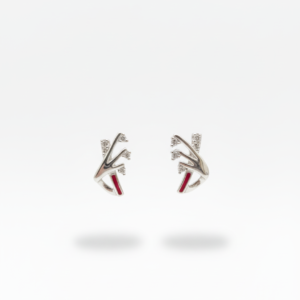 Elegant Leaf Design 925 Silver Stud Earrings