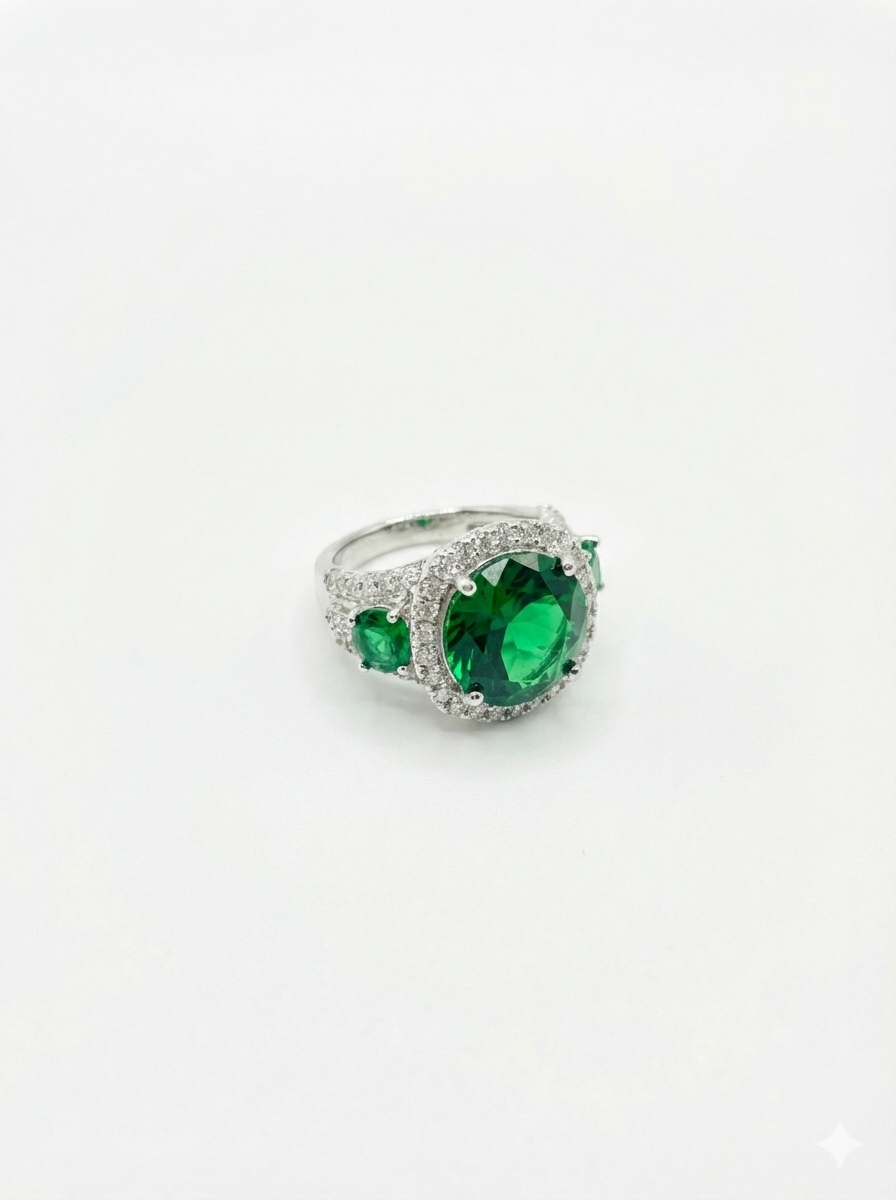 Elegant Green Stone 925 Silver Ring